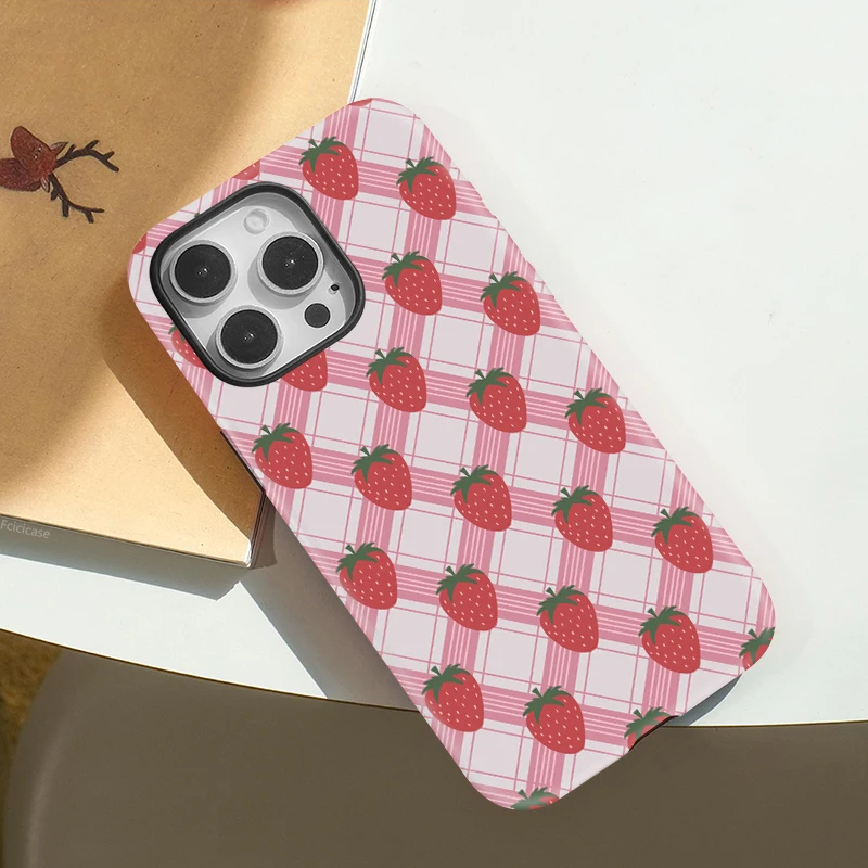 Strawberry Grid Shockproof Case iPhone 15 Plus - View 3