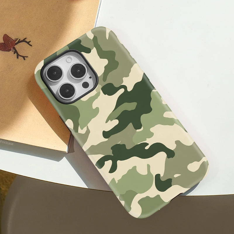 Camouflage 2-in-1 Shockproof Case iPhone 16 - View 3