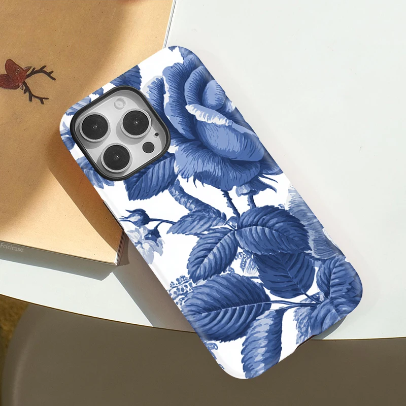 Blue Flower Print Magnetic Charger Case iPhone 15 Plus - View 3
