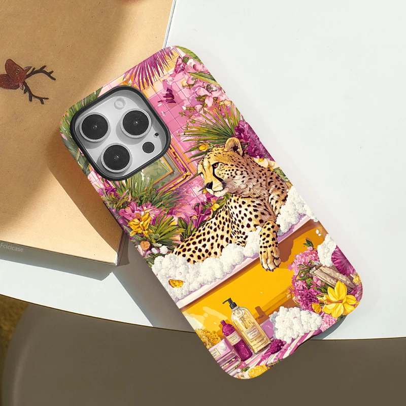 Vintage Flower Pattern MagSafe Case for iPhone 16 Pro - View 3