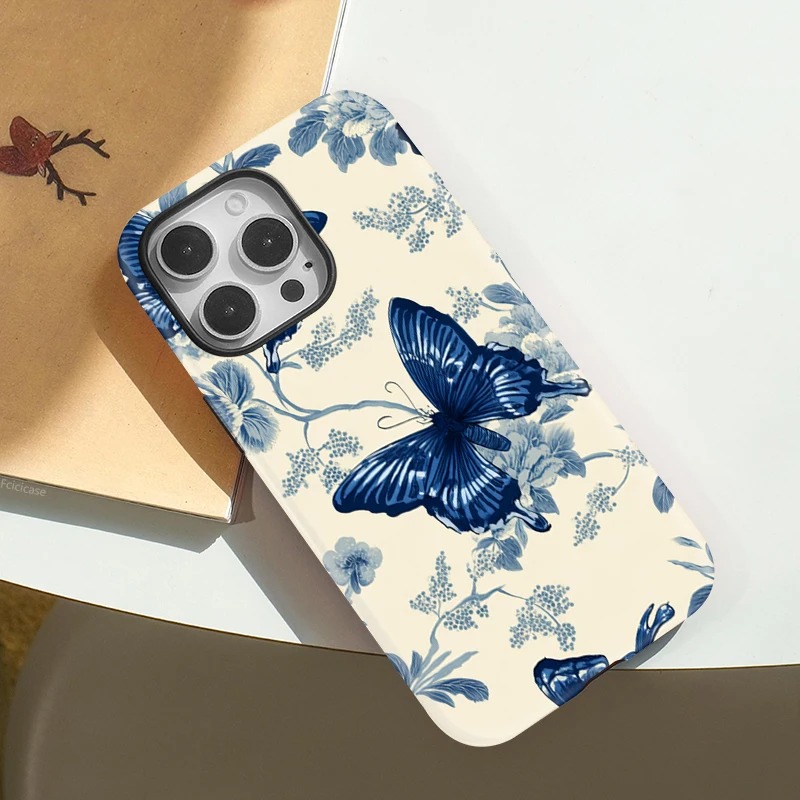 Fashion Butterfly Pattern Case iPhone 15 Pro Max - View 3